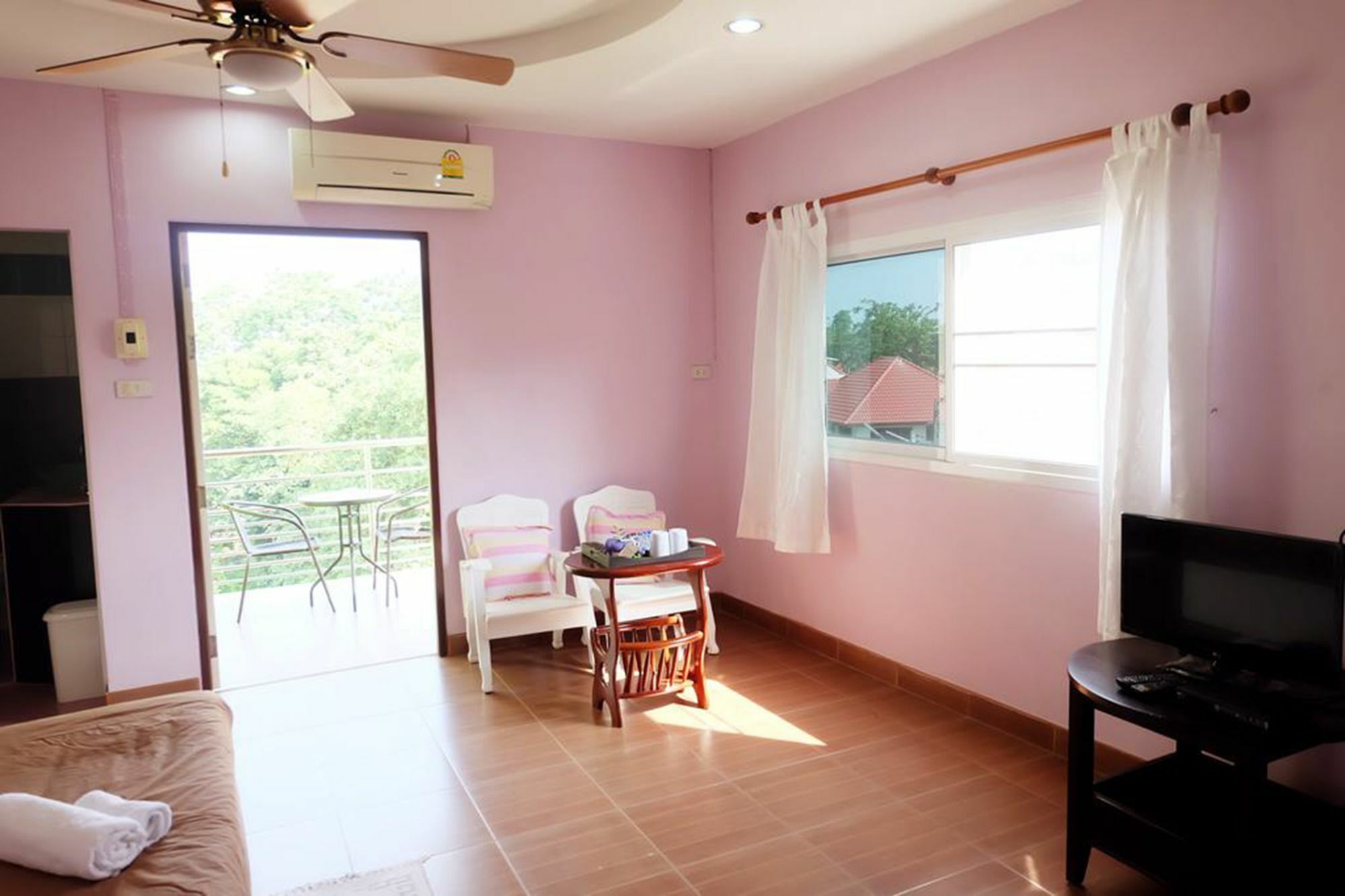 Green House At Trang Guesthouse Dış mekan fotoğraf